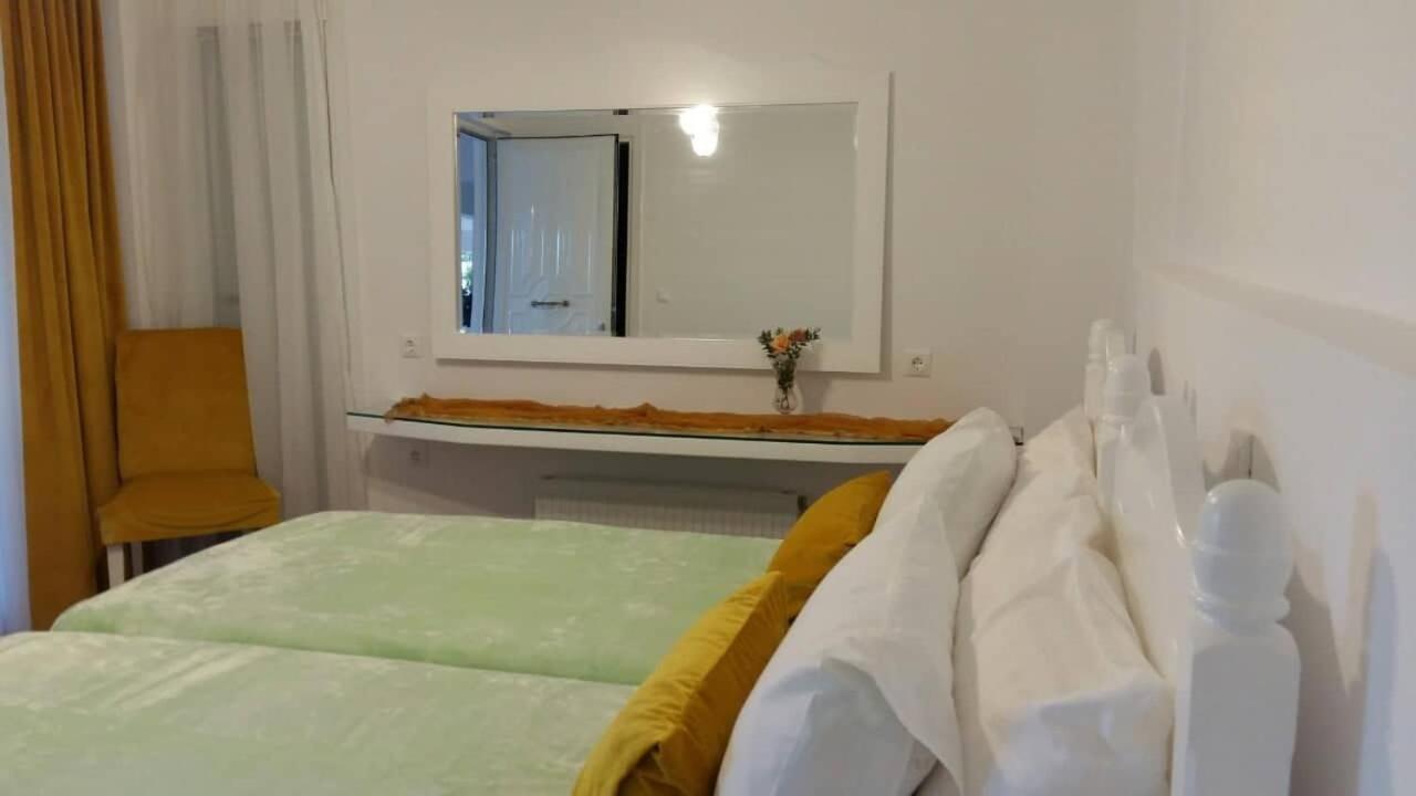Nn Luxury Room Near Athens Airport Szpáta Kültér fotó